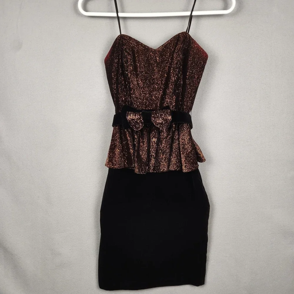 Vintage Hearts Dress Womens Small 3/4 Black Peplum‎ Velvet 2 Piece Made USA 80s - Picture 3 of 16